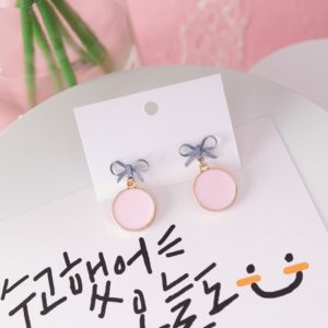 Bowknot Round Wafer Drop Earrings – Pink